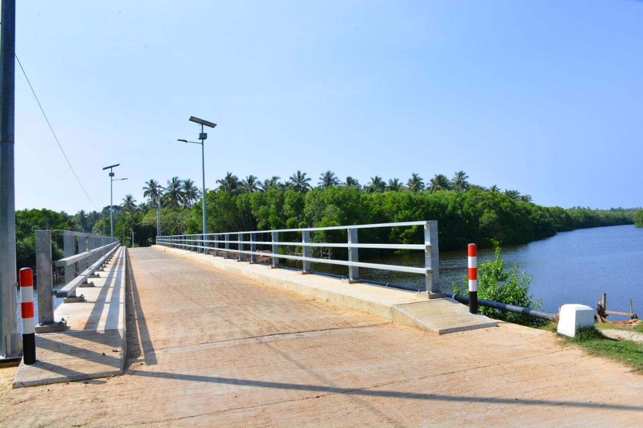 Sea Sound & Restaurant Tangalle